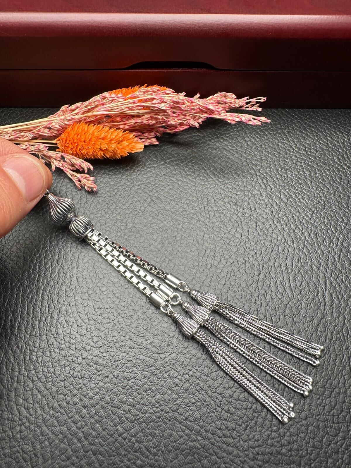 Özel Tasarım Gümüş Püskül