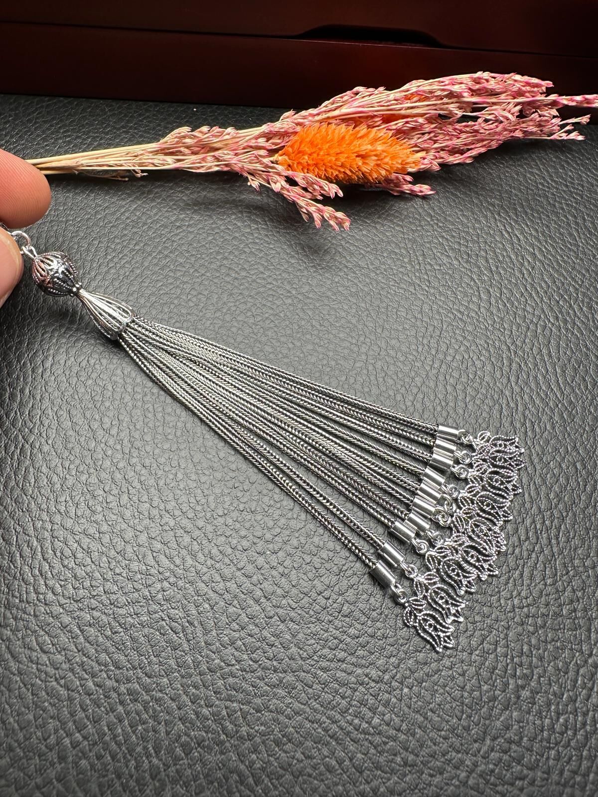 Özel Tasarım Gümüş Püskül