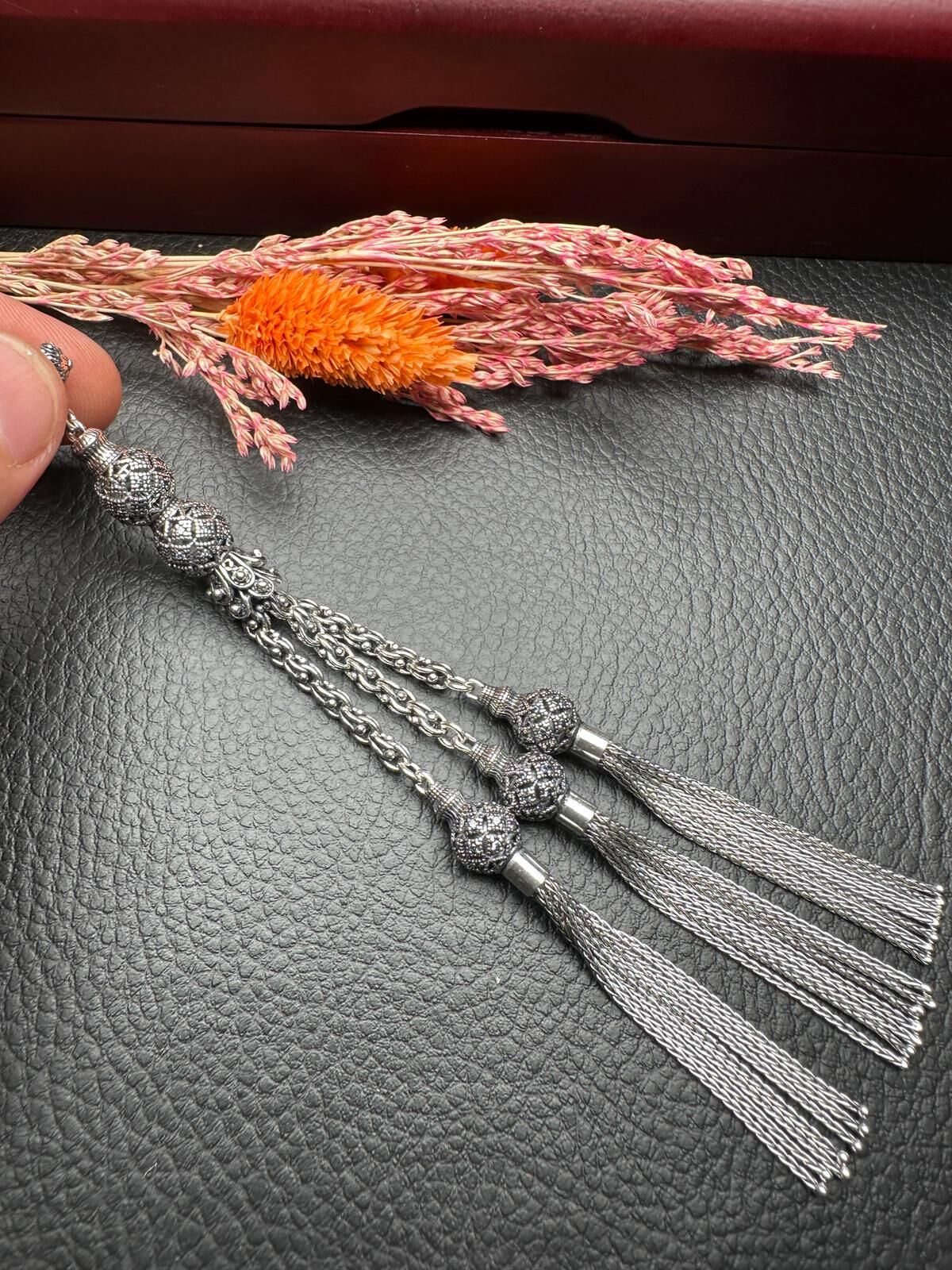 Özel Tasarım Gümüş Püskül