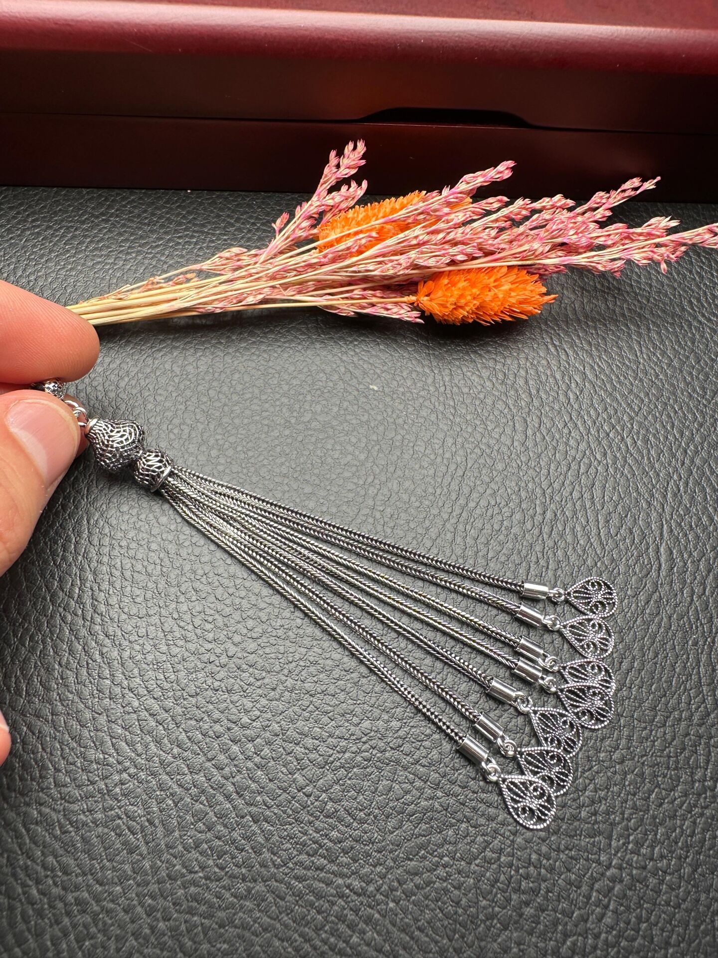 Özel Tasarım Gümüş Püskül