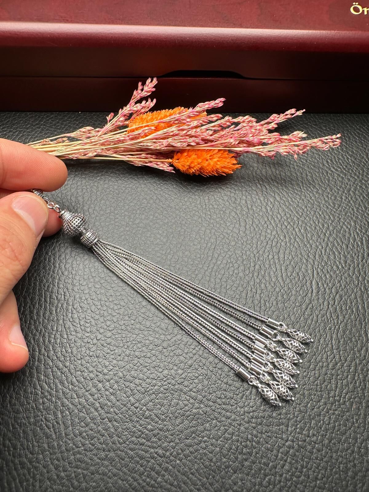 Özel Tasarım Gümüş Püskül