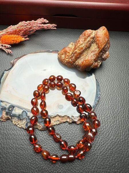 Damla Kehribar Kolye