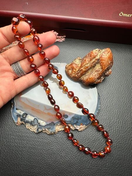 Damla Kehribar Kolye