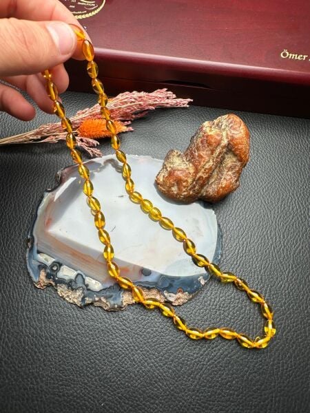 Damla Kehribar Kolye