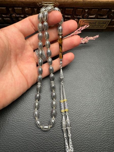 Gümüş  Yarma İşlemeli Ateş Kehribar Tesbih