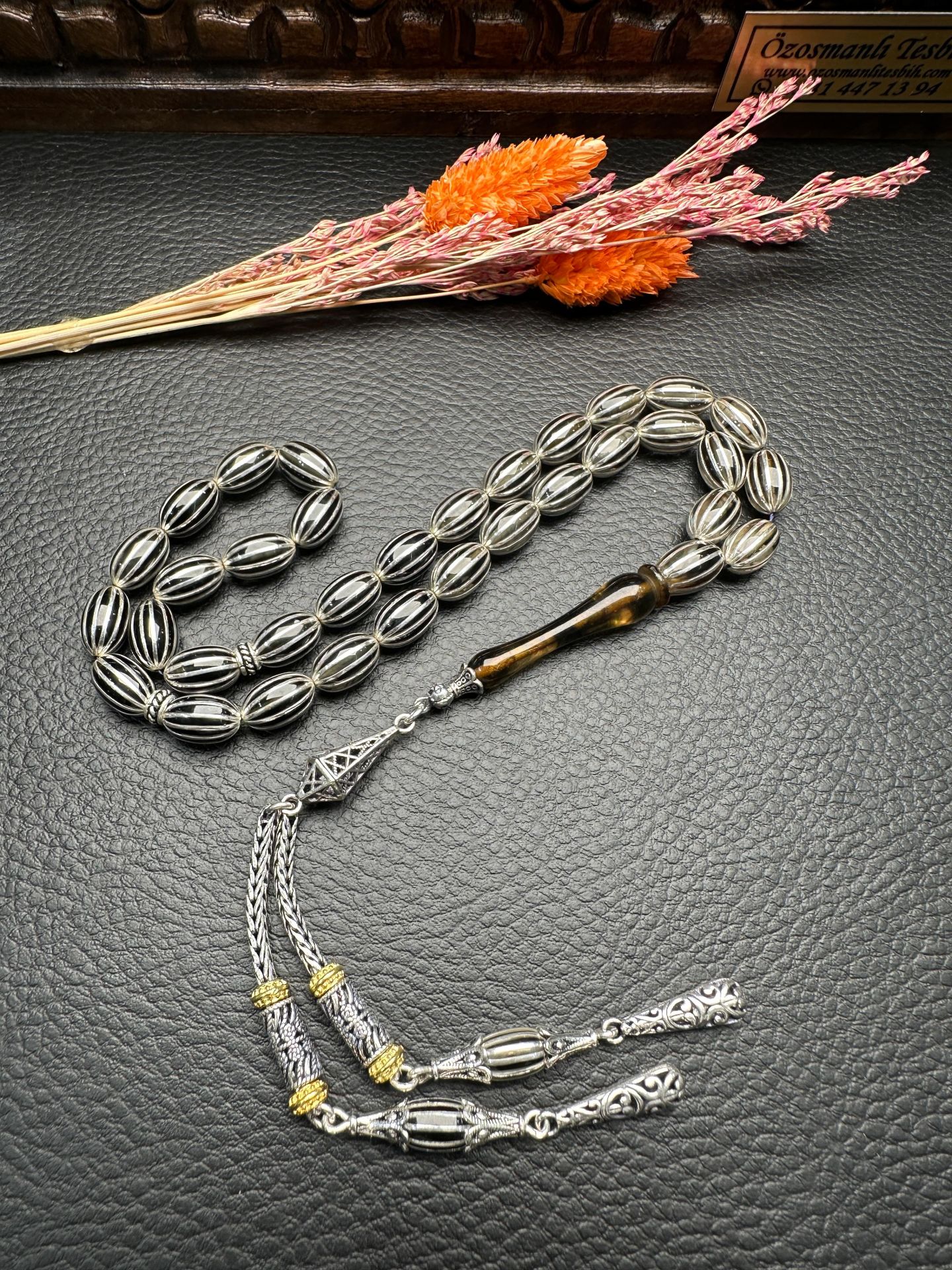 Gümüş  Yarma İşlemeli Ateş Kehribar Tesbih