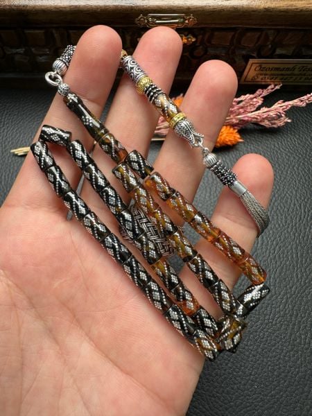 Kesme Model Gümüş İşlemeli Ateş Kehribar Tesbih