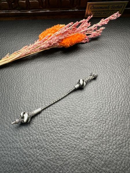 Özel Tasarım Mineli Gümüş Püskül