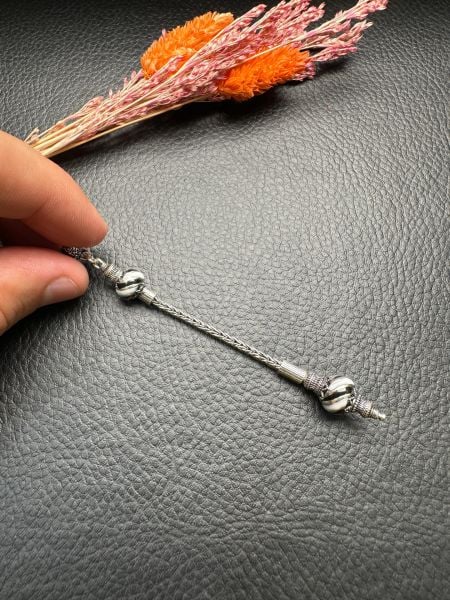 Özel Tasarım Mineli Gümüş Püskül