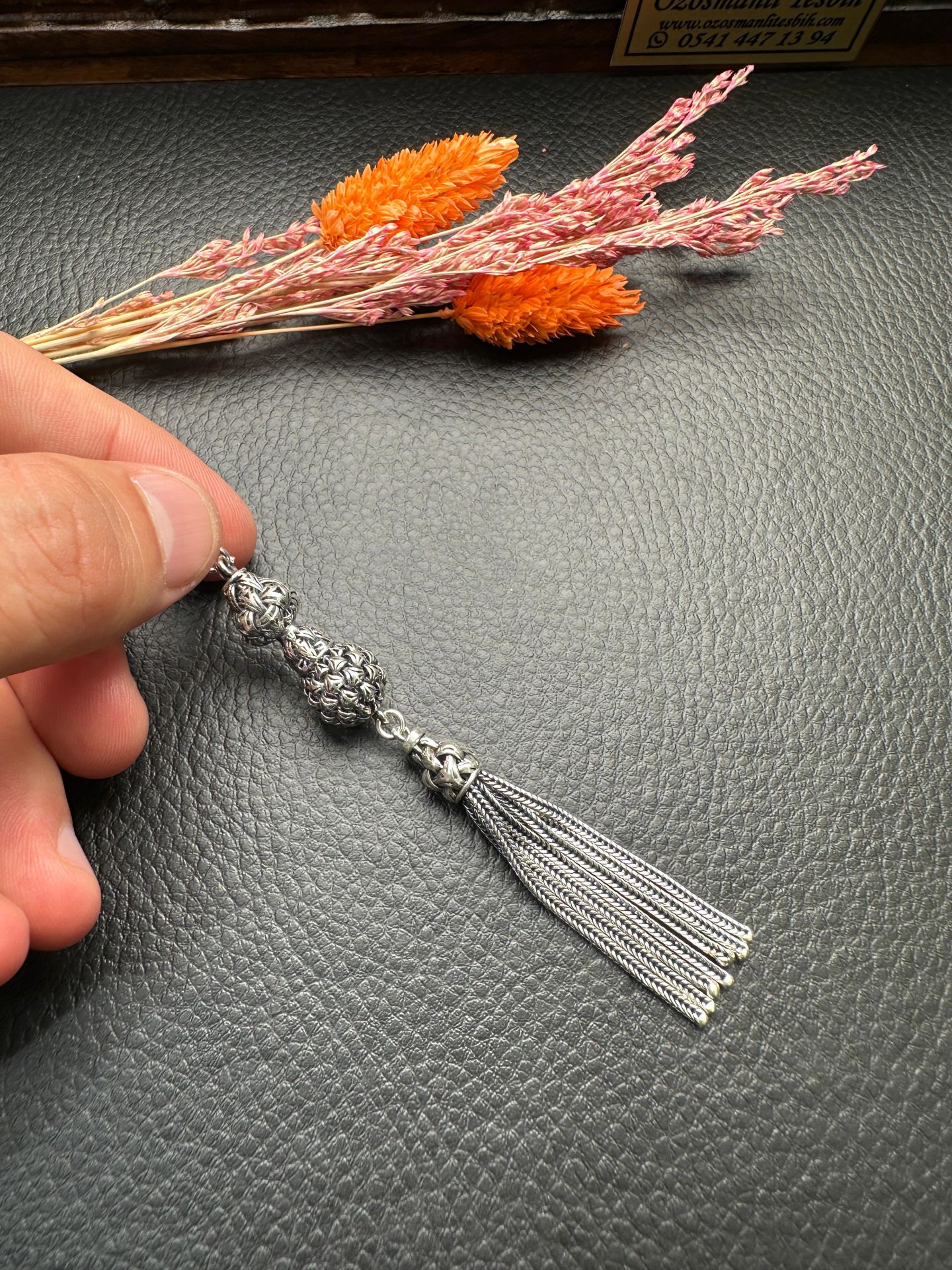 Özel Tasarım Gümüş Püskül