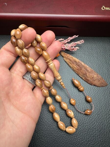 Beyzi Model  Kuka Tesbih