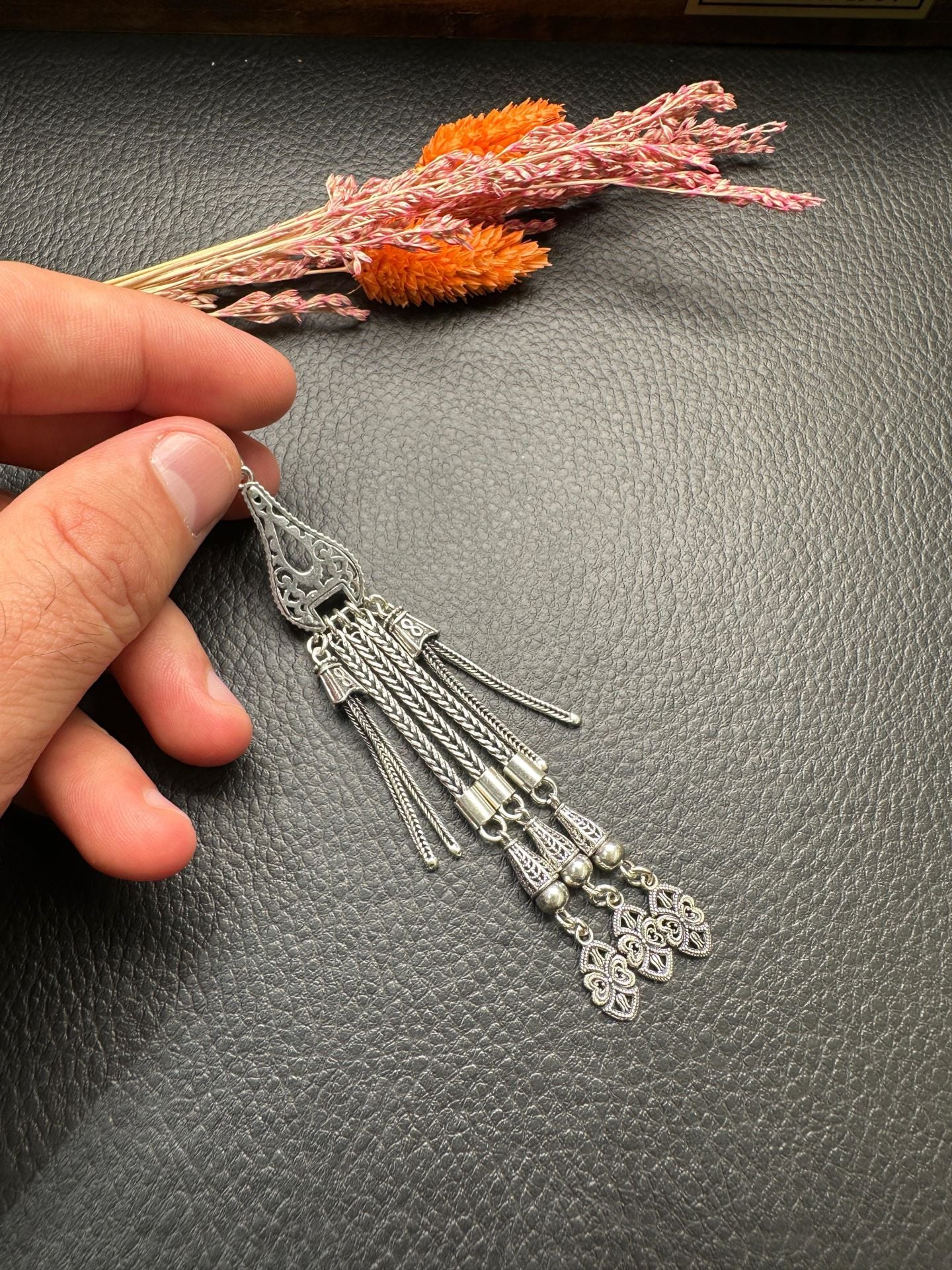 Özel Tasarım Gümüş Püskül