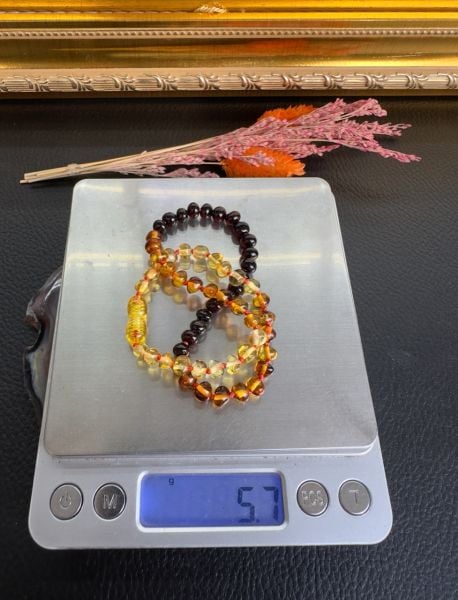 Damla Kehribar Bebek Kolyesi