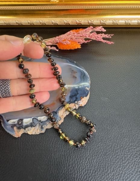 Fosilli Damla Kehribar Bebek Kolyesi