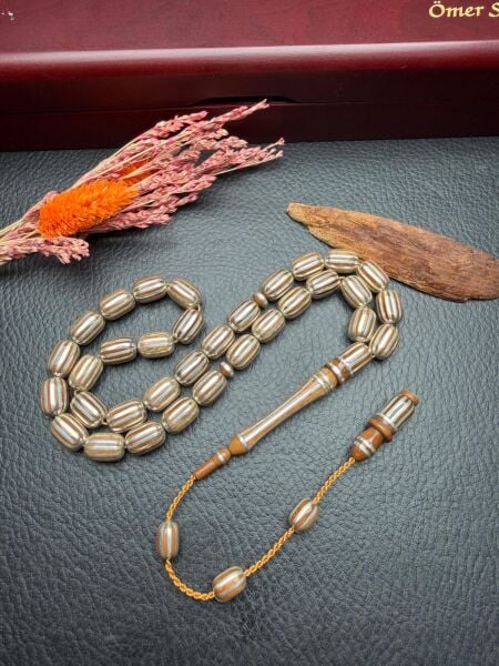 Kapsül Model  Gümüş Yarma İşlemeli Kuka Tesbih