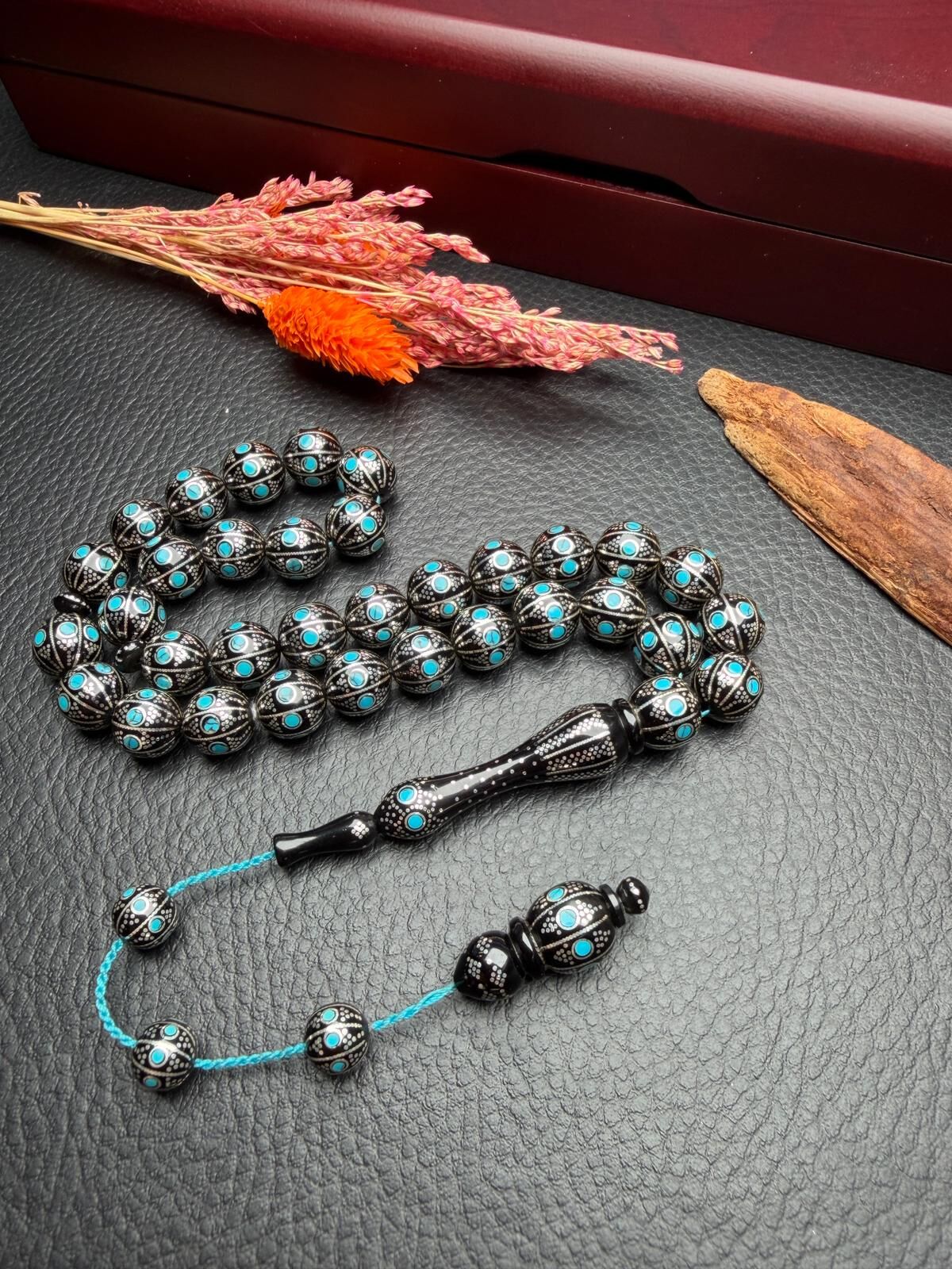 Küre Model  Gümüş İşlemeli Kuka Tesbih