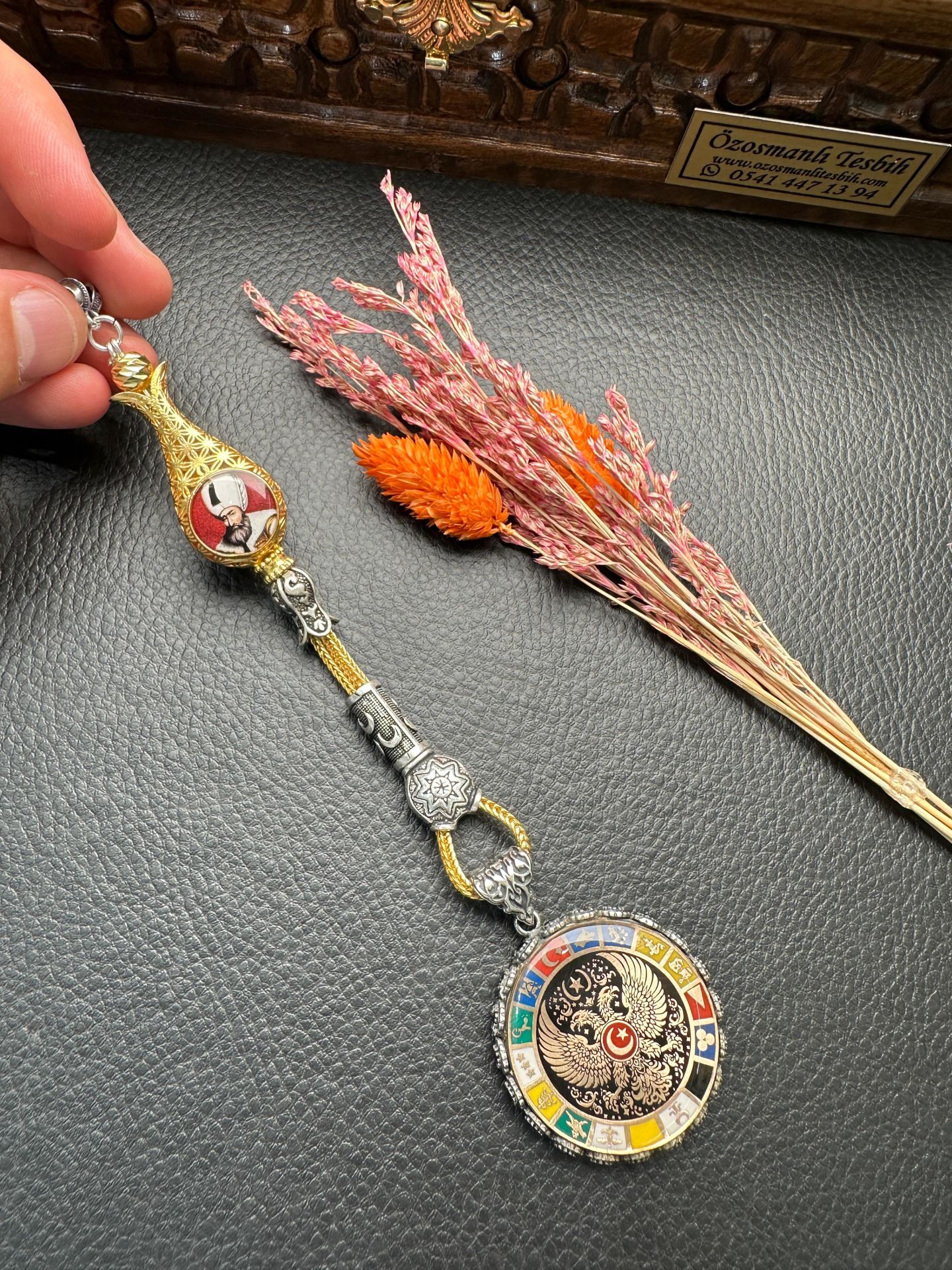 Özel Tasarım Gümüş Püskül