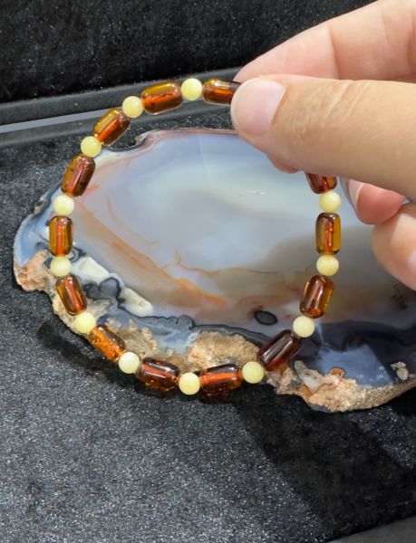 Kapsül Model Damla Kehribar Yetişkin Bileklik