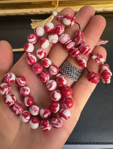 Küre Model Kırmızı-Beyaz Hareli Arizona Firuze Tesbih