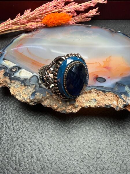 Zirkon Taşlı Gümüş Yüzük