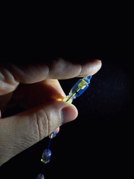 Mavi Renk Yansımalı Dominik Damla Kehribar Tesbih