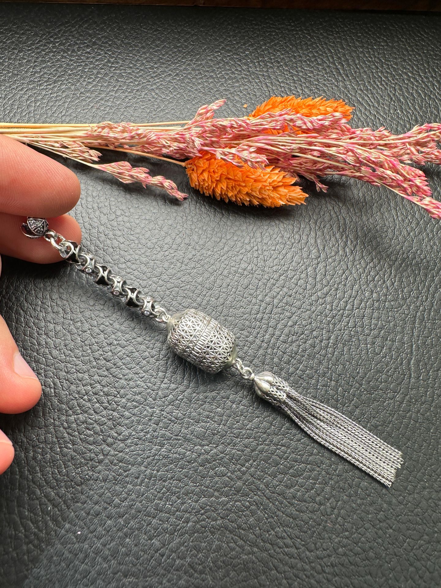 Özel Tasarım Gümüş Püskül