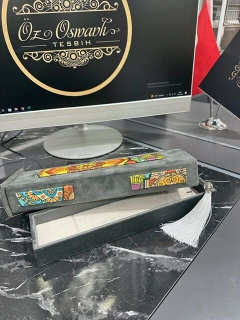 Kadife Motif İşlemeli Gri Renk Tesbih Kutusu