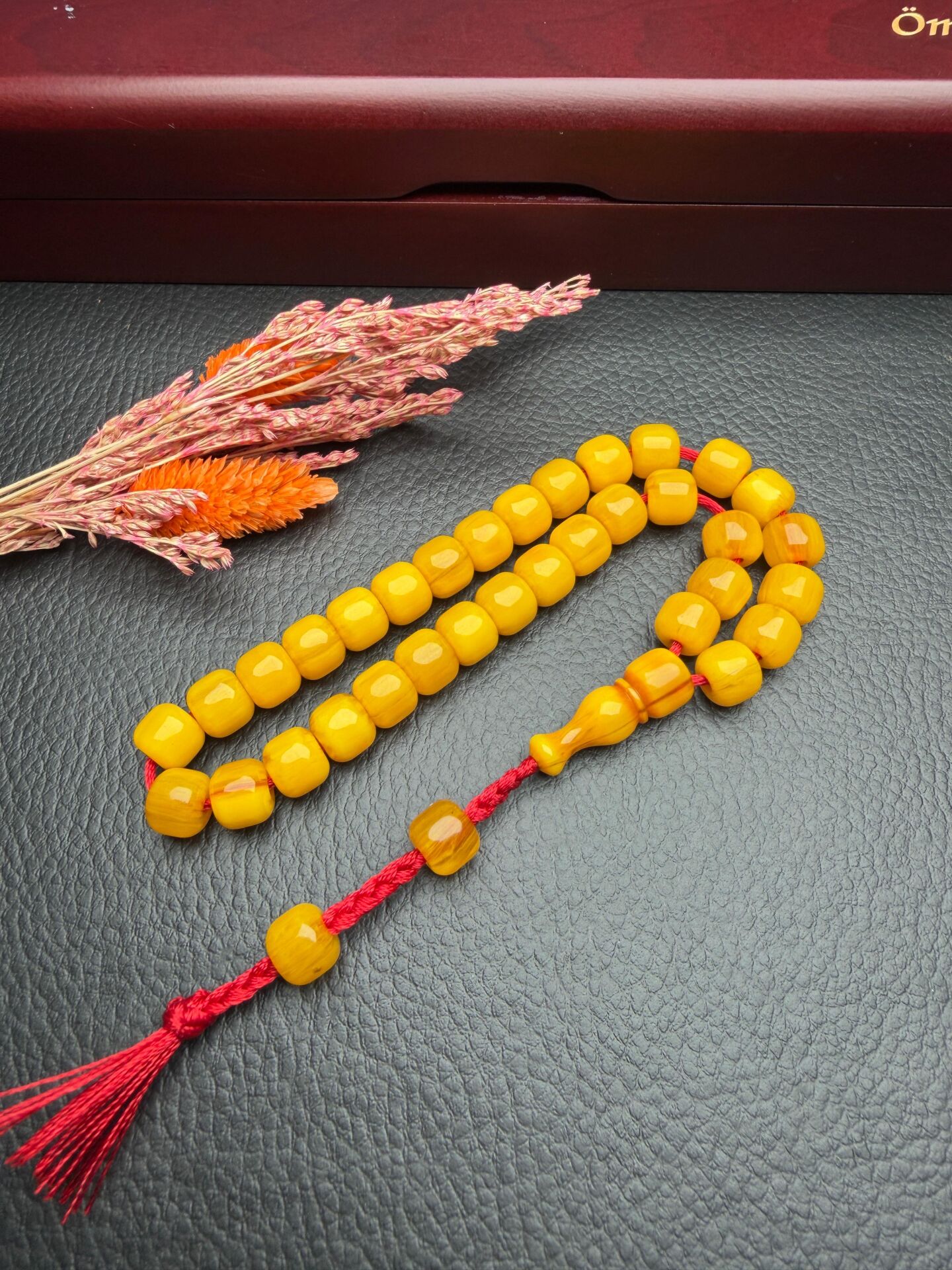 Basık Model Sıkma Kehribar Tesbih