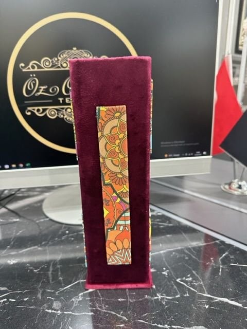 Kadife Motif İşlemeli Bordo Renk Tesbih Kutusu