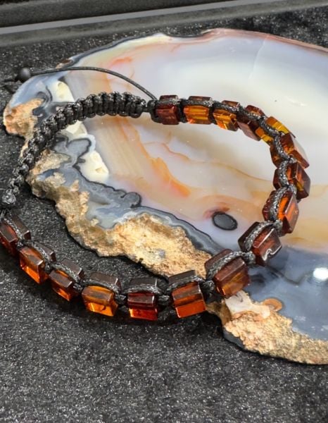 Küp Model Damla Kehribar Bileklik