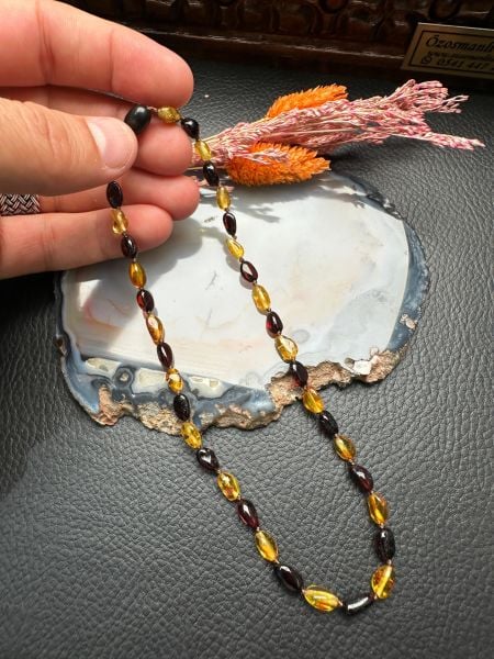 Damla Kehribar Bebek Kolye