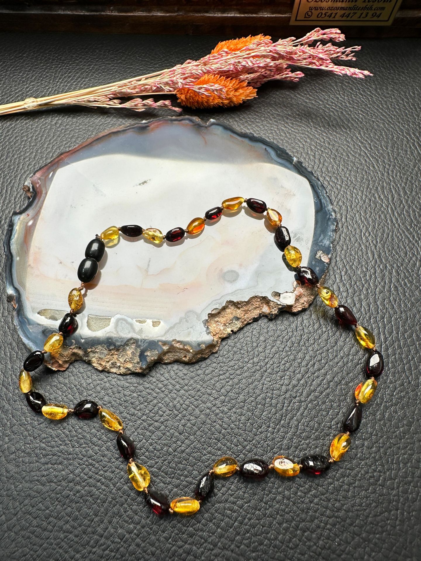 Damla Kehribar Bebek Kolye