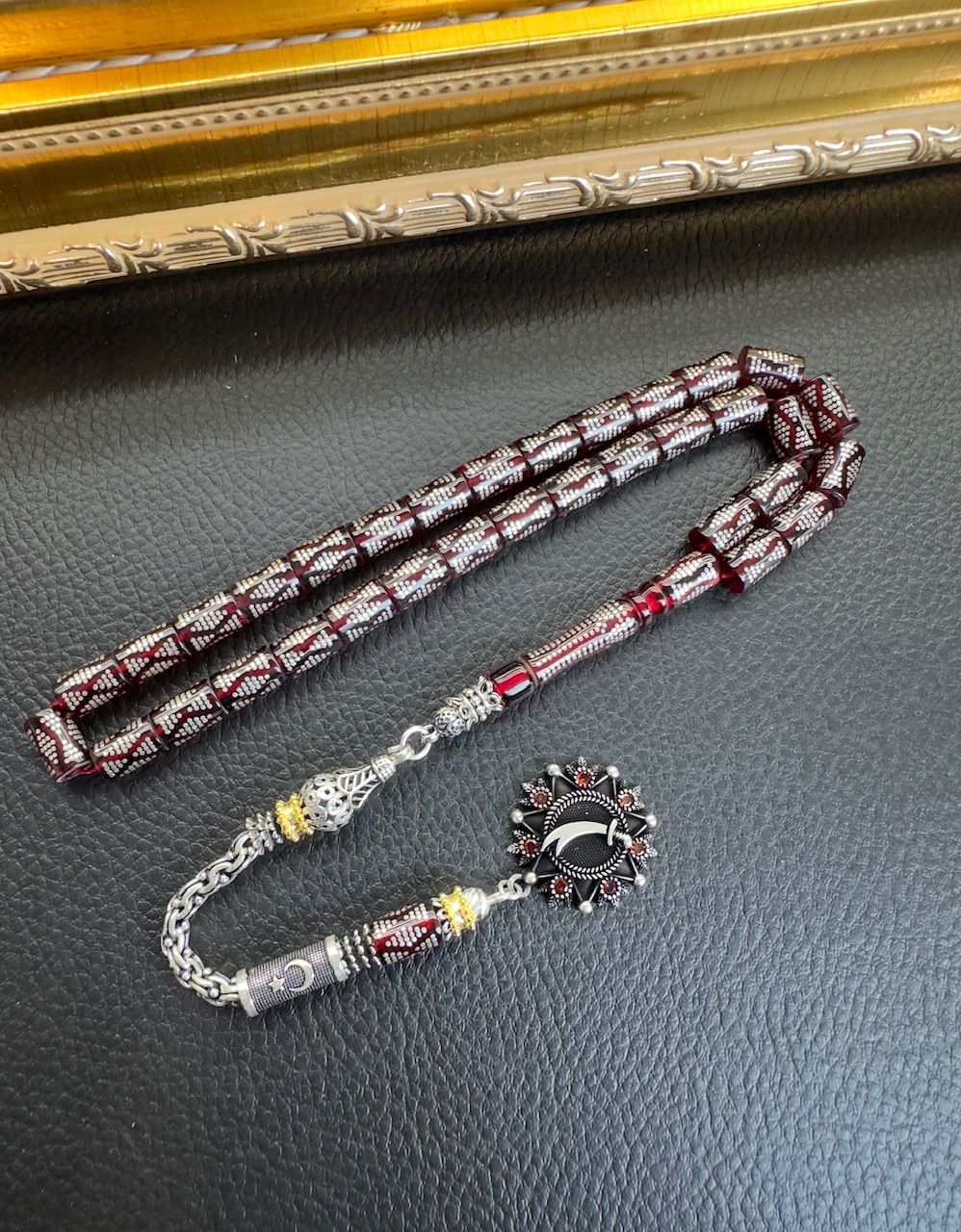 Kesme Model Kırmızı Renk İşlemeli Ateş Kehribar Tesbih