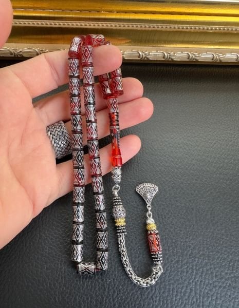 Kesme Model Kırmızı Renk İşlemeli Ateş Kehribar