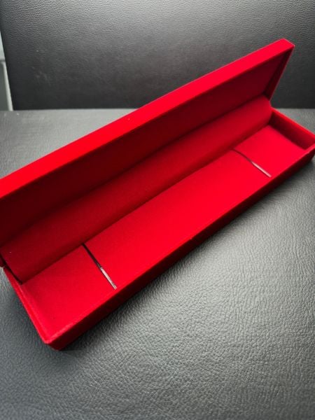 Kırmızı Renk Özel Tasarım  Kadife Tesbih Kutusu