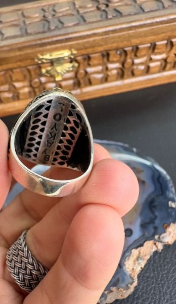 Yılan Ağacı Taşı Özel Tasarım Gümüş Yüzük