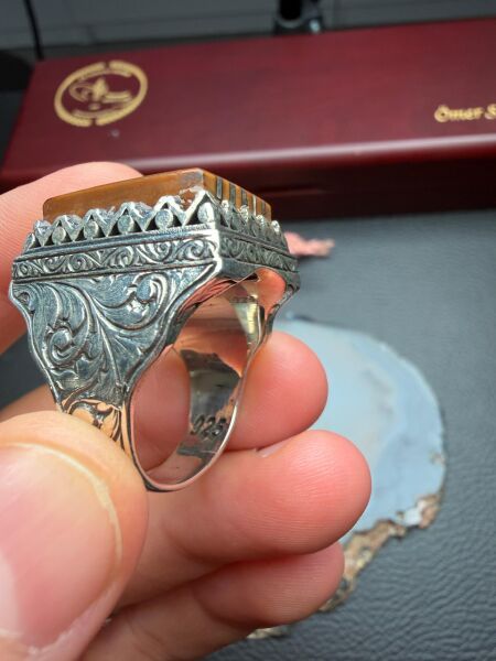 Gümüş Yarma İşlemeli Kuka Taşlı Gümüş Yüzük