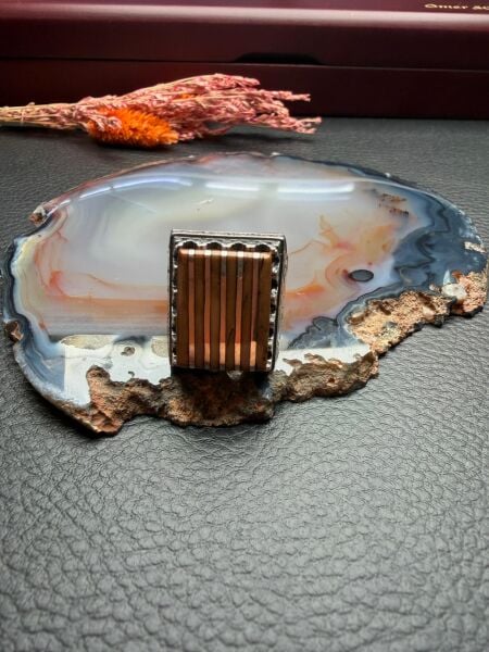 Gümüş Yarma İşlemeli Kuka Taşlı Gümüş Yüzük