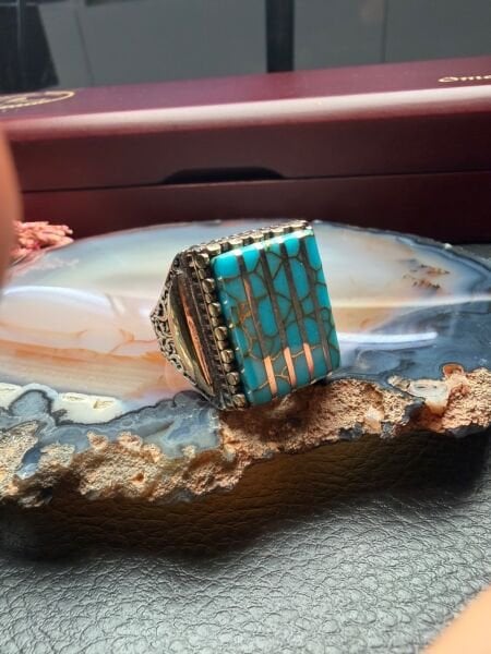 Gümüş Yarma İşlemeli Opal Taşlı Gümüş Yüzük