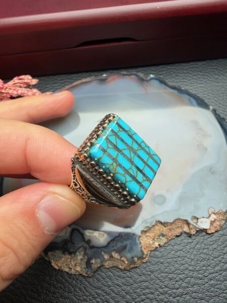 Gümüş Yarma İşlemeli Opal Taşlı Gümüş Yüzük