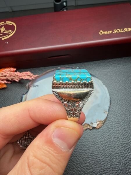 Gümüş Yarma İşlemeli Opal Taşlı Gümüş Yüzük