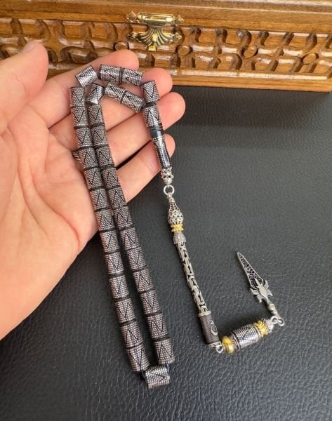 Kesme Model Yeşil Renk Gümüş İşlemeli Ateş Kehribar Tesbih