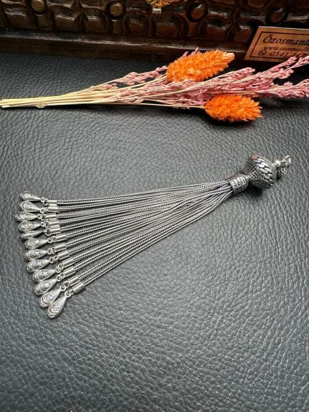 Özel Tasarım Gümüş Püskül