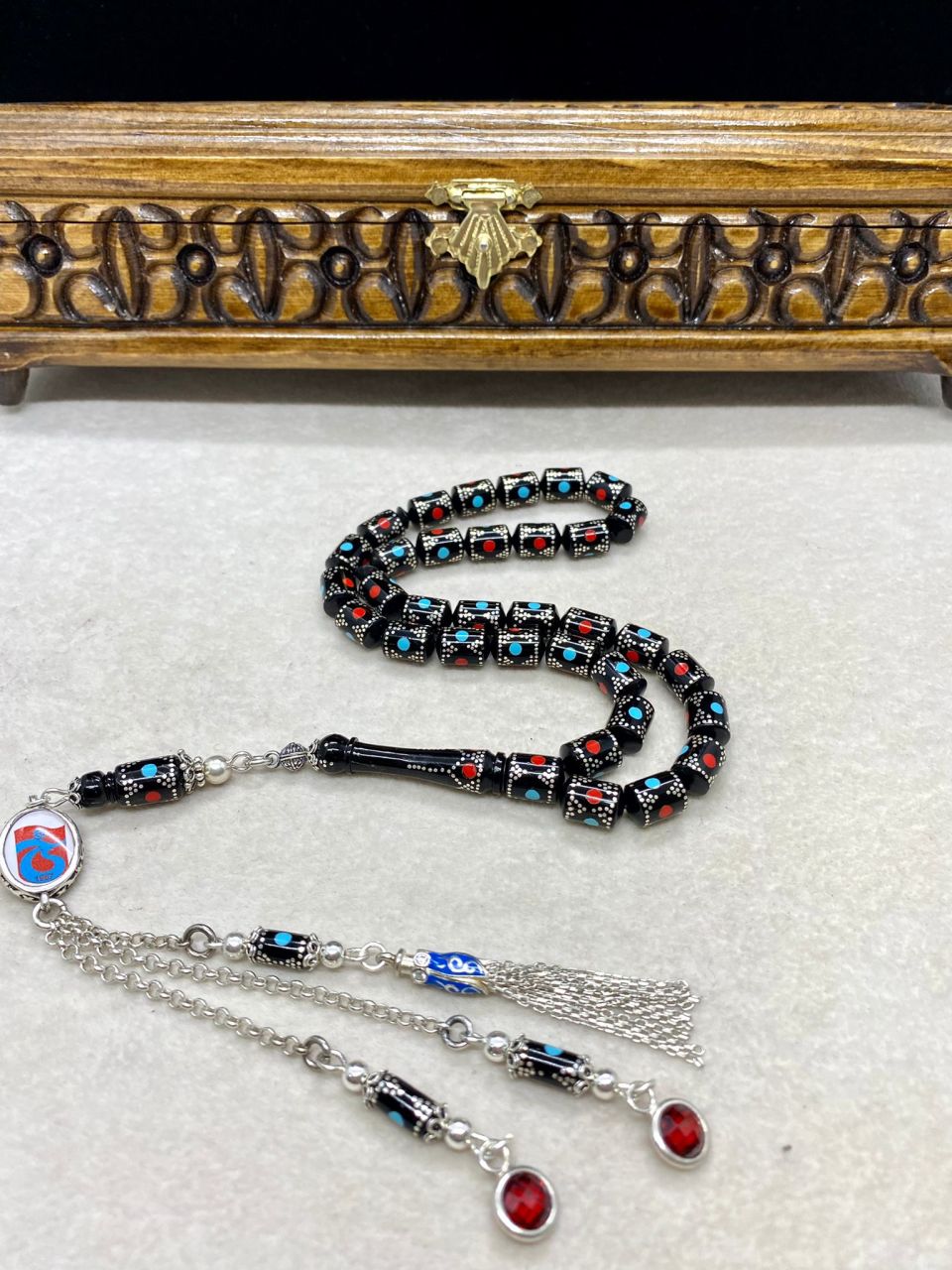 Kapsül Model Mercan Firuze ve Gümüş İşlemeli Kuka Tesbih