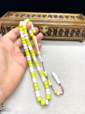 Kesme Model Beyaz Ve Yeşil Renk Arizona Firuze Tesbih