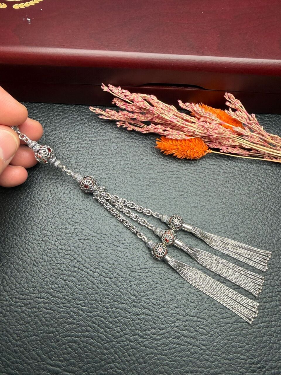 Özel Tasarım Gümüş Püskül