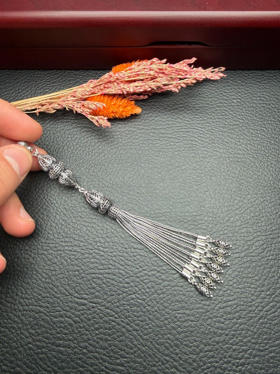 Özel Tasarım Gümüş Püskül