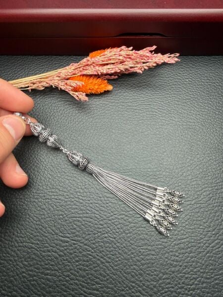 Özel Tasarım Gümüş Püskül