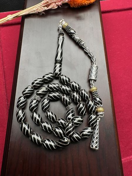 Kapsül Model Gümüş İşlemeli Erzurum Oltu Taşı Tesbih