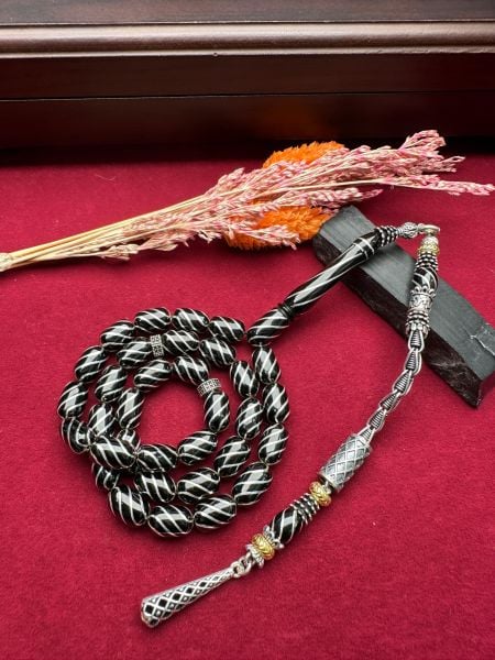 Kapsül Model Gümüş İşlemeli Erzurum Oltu Taşı Tesbih
